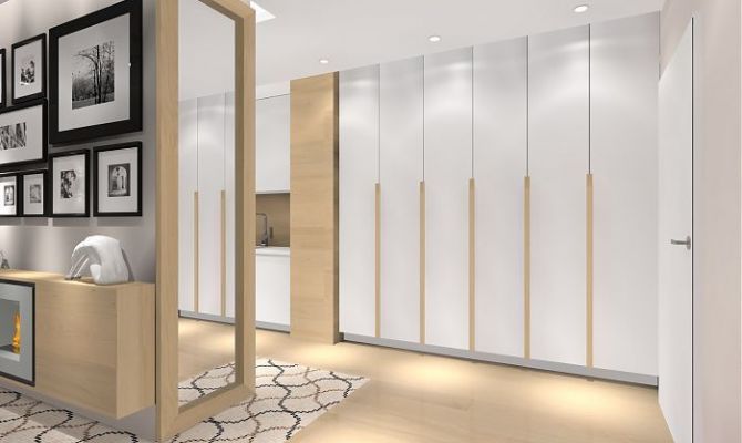 jasne, przytulne mieszkanie z dębową podłogą i meblami